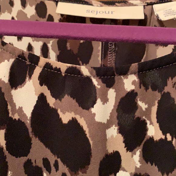 NWOT Sejour tunic w/ asymmetrical hem - 18w - Picture 7 of 9